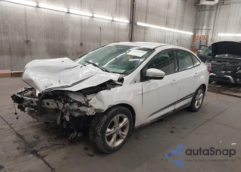 2013 Ford Focus Se z USA, uszkodzony, nr VIN 1FADP3F27DL237473